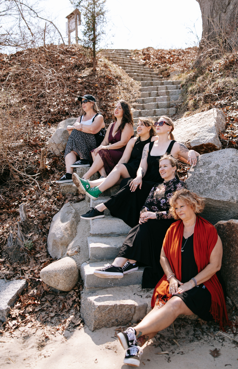 The Sisters Enchanted community